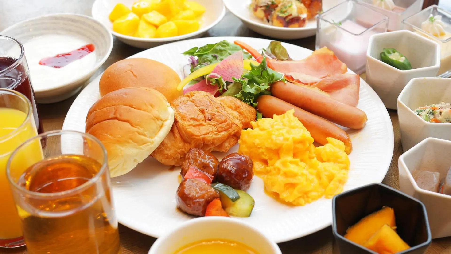 Urban Hotel Kyoto Shijo Premium 3*,